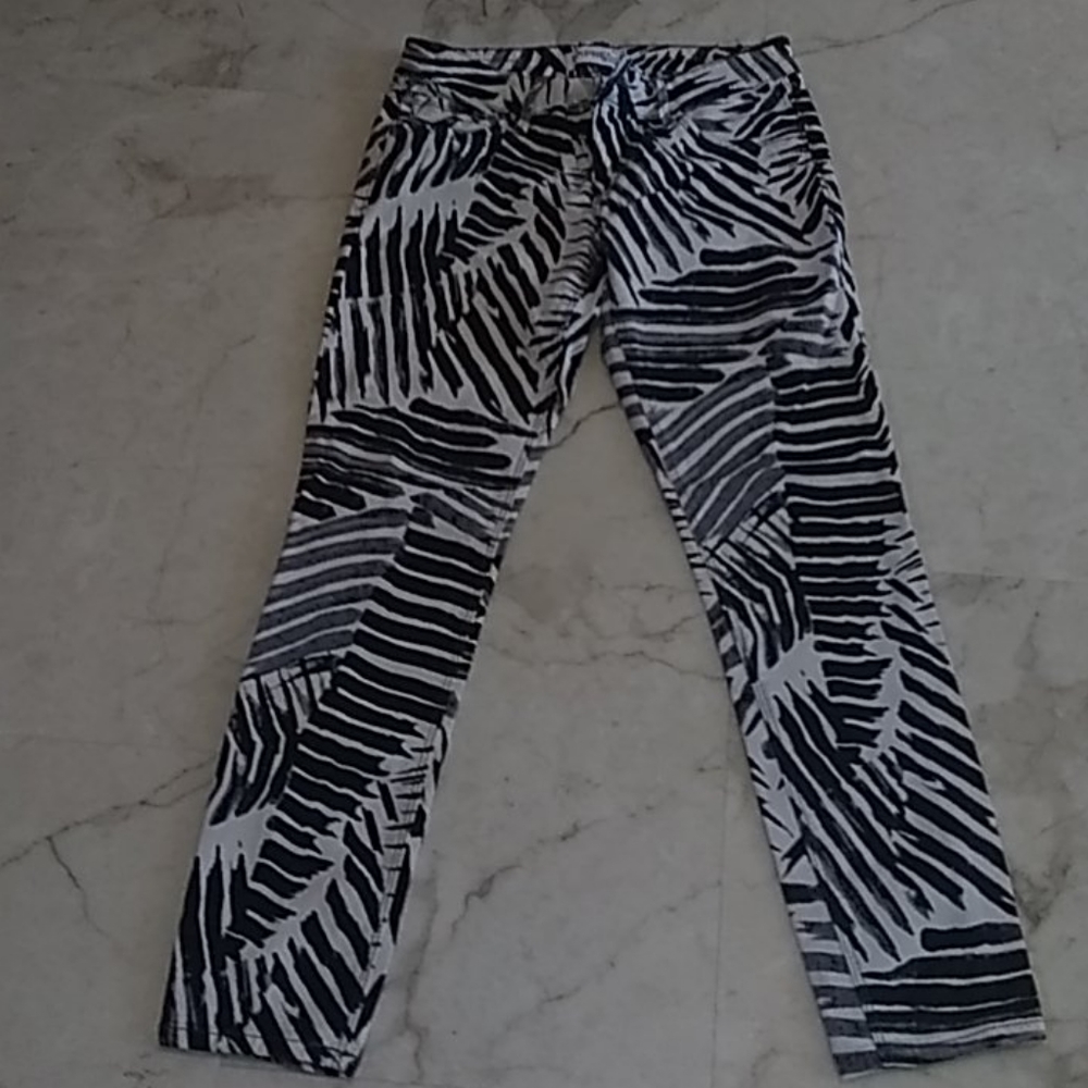Express jeans. - Picture 4 of 11